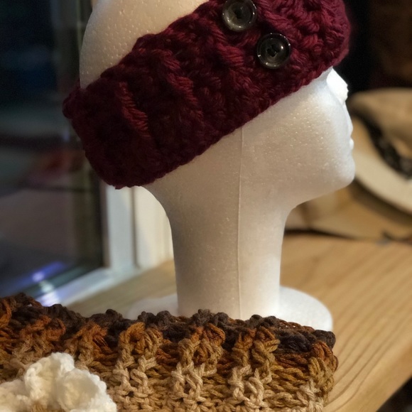 Crocheted headbands - Picture 6 of 6